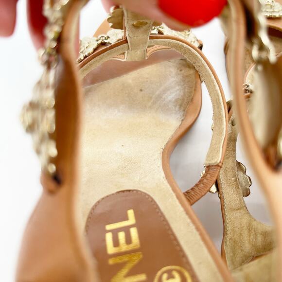 Chanel EU 37 2012 Cruise Tan Leather Camellia Flower T-Strap Cork Wedge Sandals - Picture 13 of 16